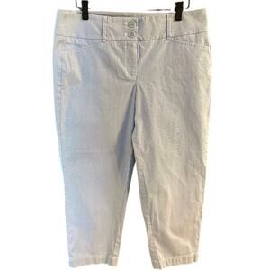 Loft Original Crop Blue and White Seersucker Cropped Pants Size 8